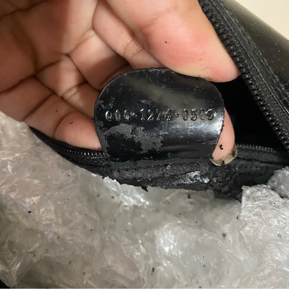 90s vtg Gucci x Tom Ford • Black Patent Leather Bowler w Strap - Picture 12 of 15